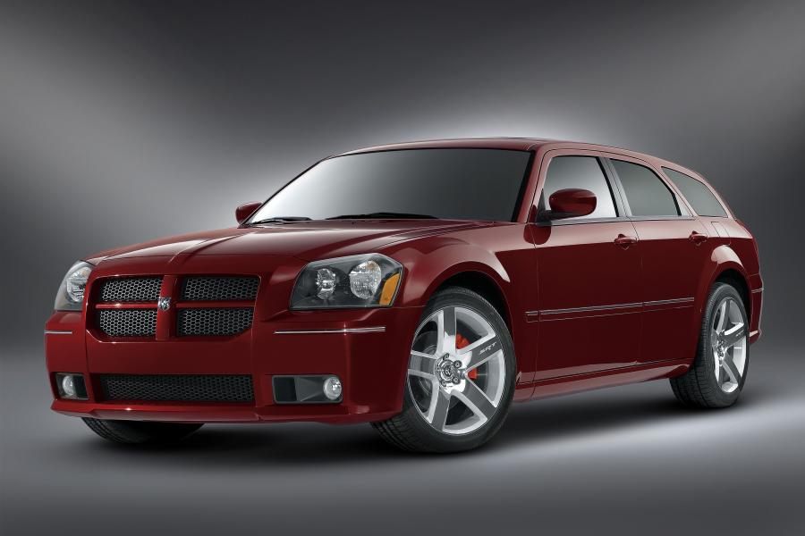  Dodge Magnum SRT8 2006 года  (фото 2 из 14)